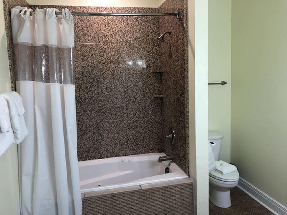 Beachgate CondoSuites & Motel - photo 133
