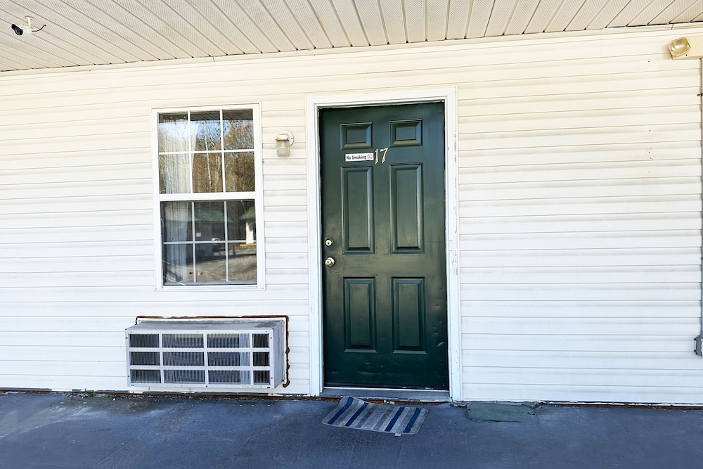 Sparta Seven Motel By OYO near Milledgeville - photo 34