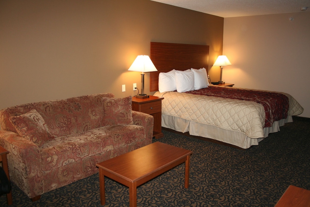 Canby Inn And Suites - photo 4