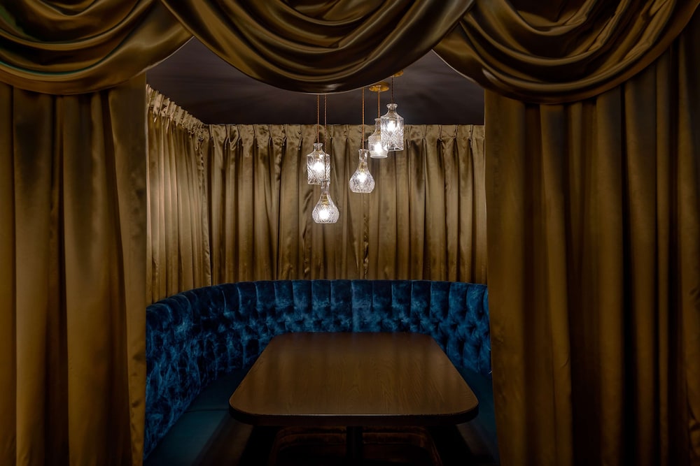 Hotel Fort Des Moines Curio Collection by Hilton - photo 95