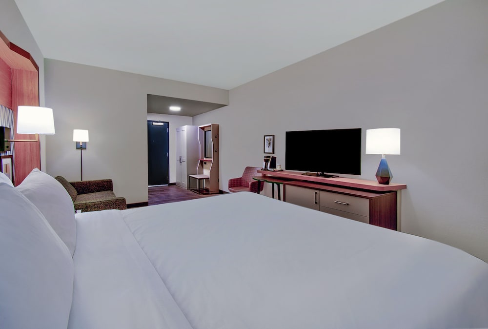 Holiday Inn Erie by IHG - photo 20