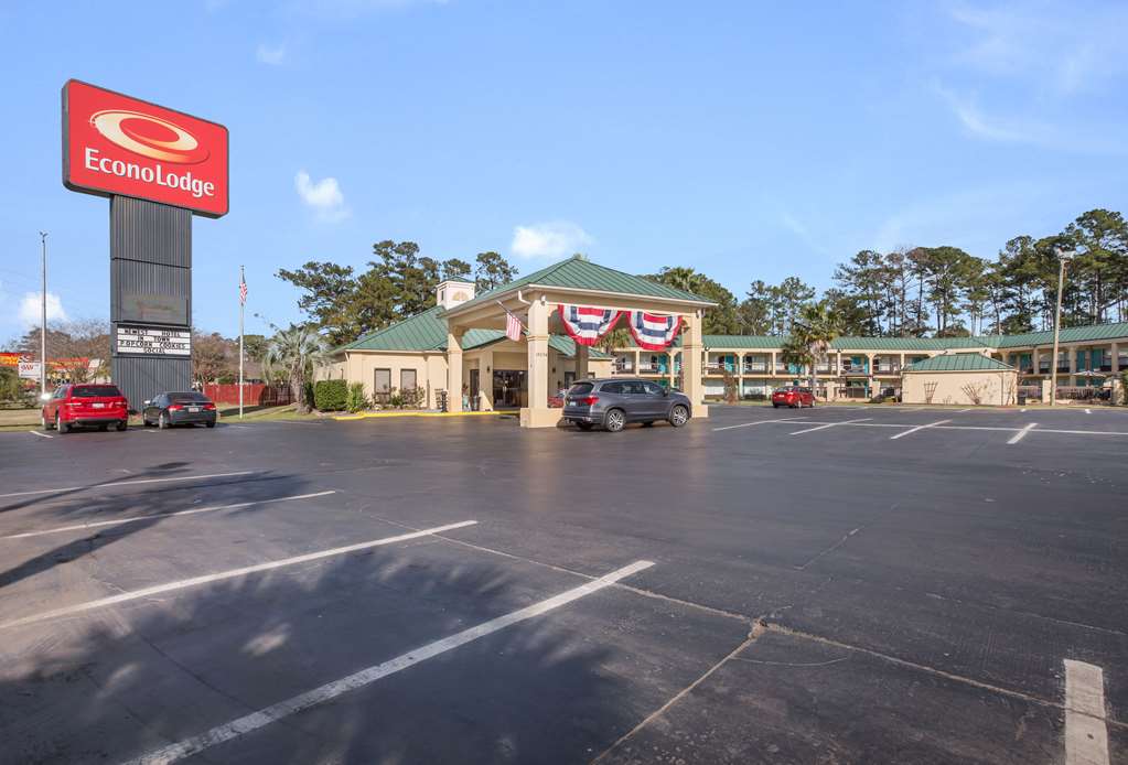 Econo Lodge Inn & Suites Hardeeville I 95 - photo 8