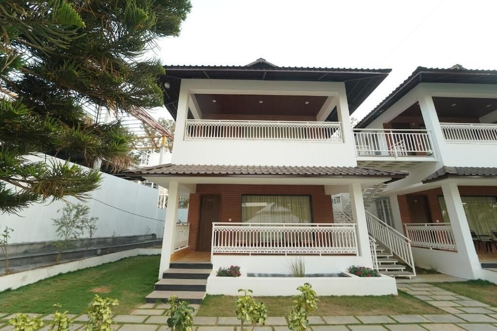 Gubbi Goodu — hotel in Nelamangala