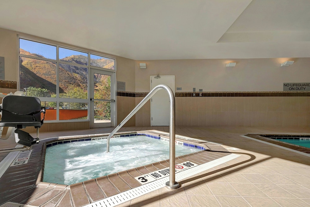 Courtyard by Marriott Glenwood Springs - photo 36