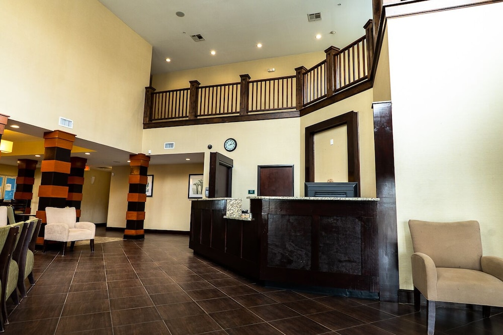 Rivers Inn Suites — Three Rivers