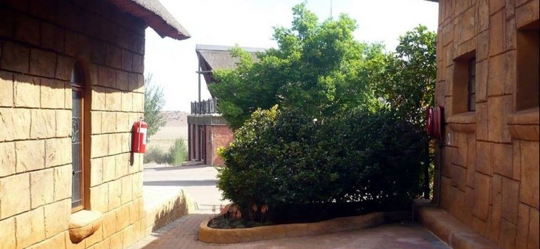 Lekoa Lodge — 4-Star Luxury Hotel in Villiers, South Africa