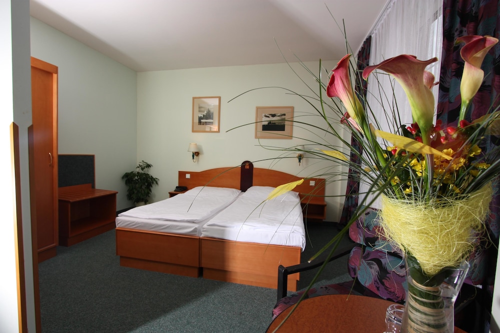 Central Hotel Prague — Prague — photo 2