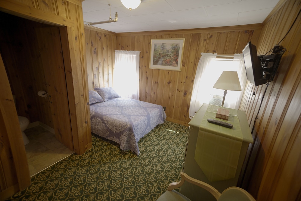 Betty Doon Hotel - photo 70