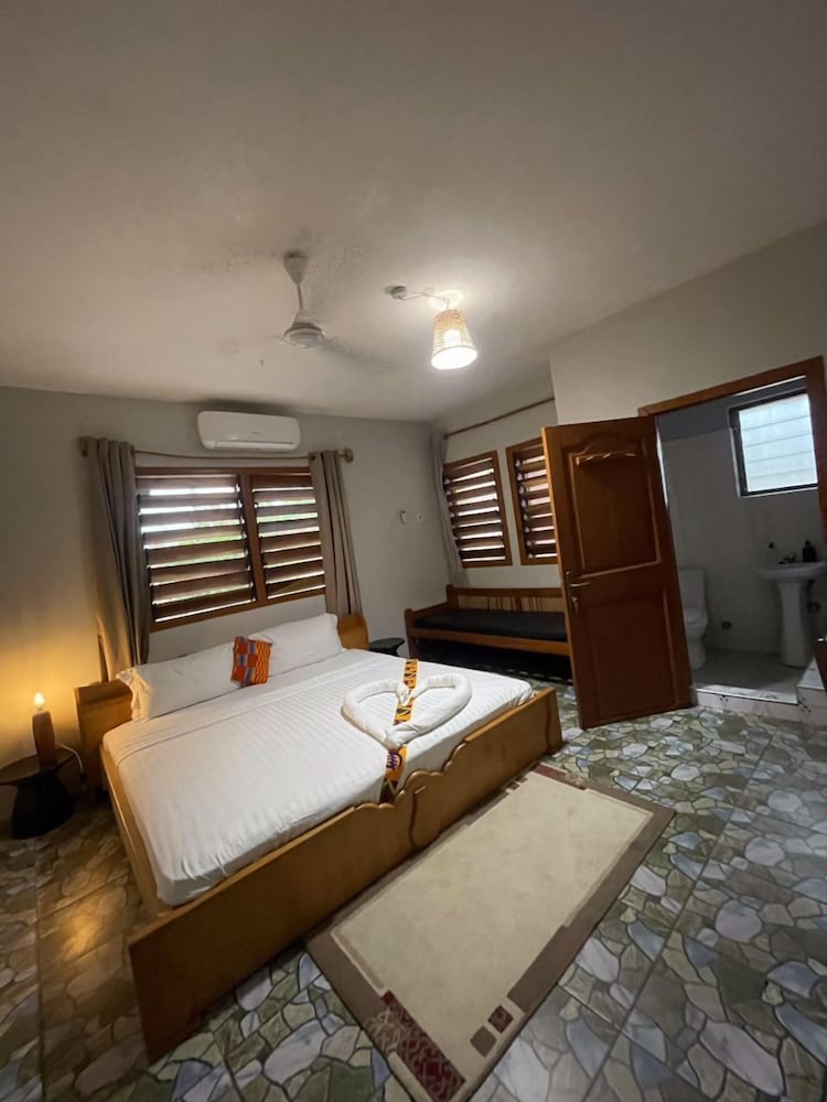 Afiki Resort — Elmina — photo 4