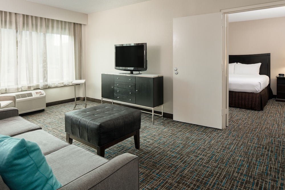 Crowne Plaza Memphis Downtown by IHG - photo 14