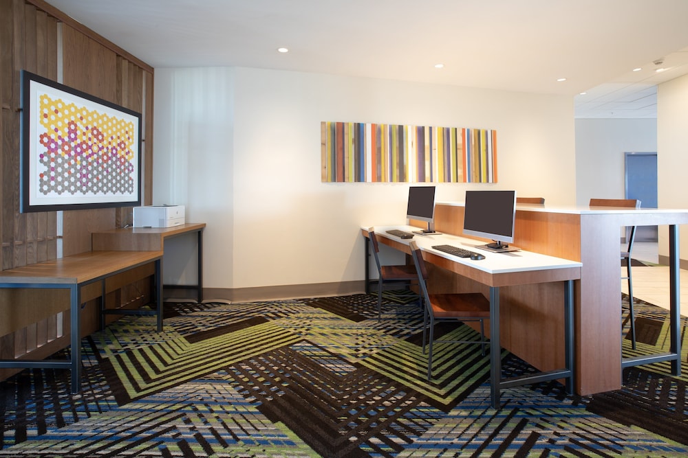 Holiday Inn Express & Suites Goodland I 70 an IHG hotel - photo 38
