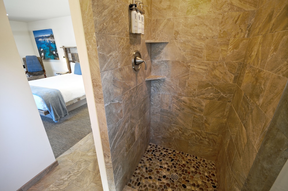 Tahoe Vistana Inn - photo 110
