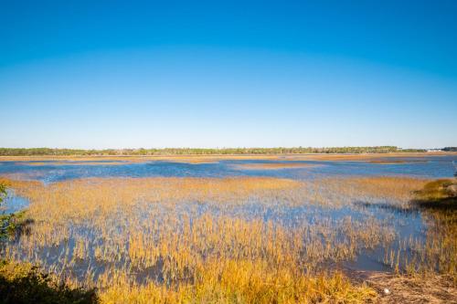 Intracoastal Views by Oak Island Accommodations - photo 8