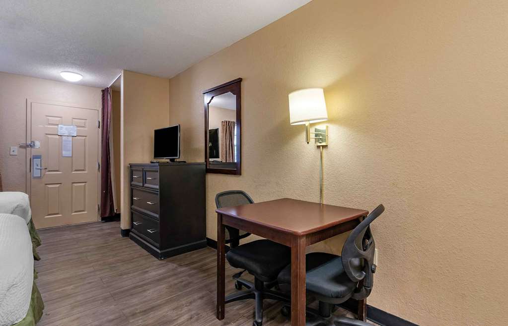 Extended Stay America Suites Lexington Nicholasville Road - photo 18