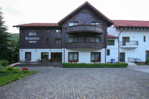 Complex Turistic Perla Trascaului — 4-Star Luxury Hotel in Rimetea, Romania