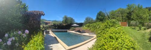 L'Escapade Amoureuse Ardéchoise — hotel in Jaujac