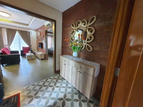 Vimala Hills BroVard Sixteen Villa — 4-Star Luxury Hotel in Bogor, Indonesia