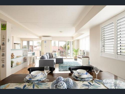 Beachside 4 — 4-Star Luxury Hotel in Tuncurry, Australia
