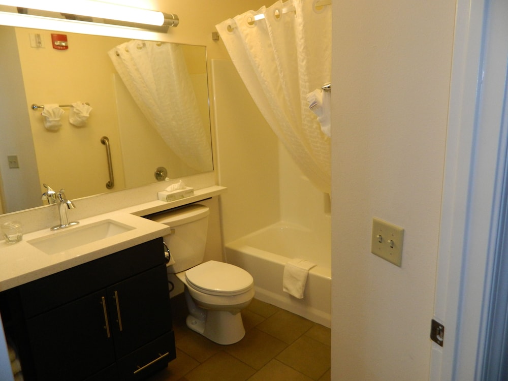 Candlewood Suites Harrisburg Hershey by IHG - photo 25