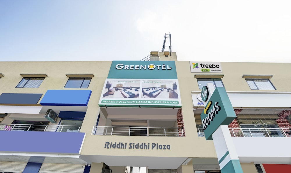 Greenotel Rooms Hazira Surat in Surat, India