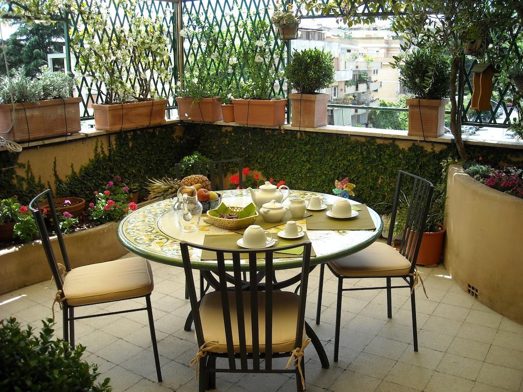 Attico Monteverde — 4-Star Luxury Hotel in Rome, Italy
