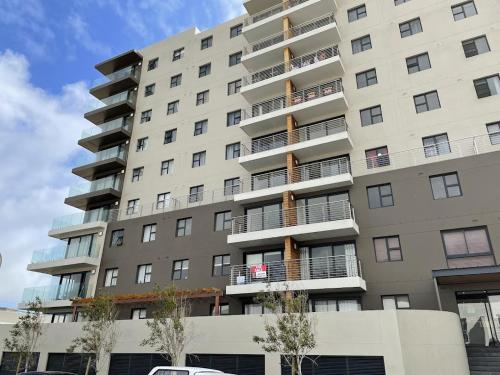 TableMountain Views 2BR Parking Balcony Pool