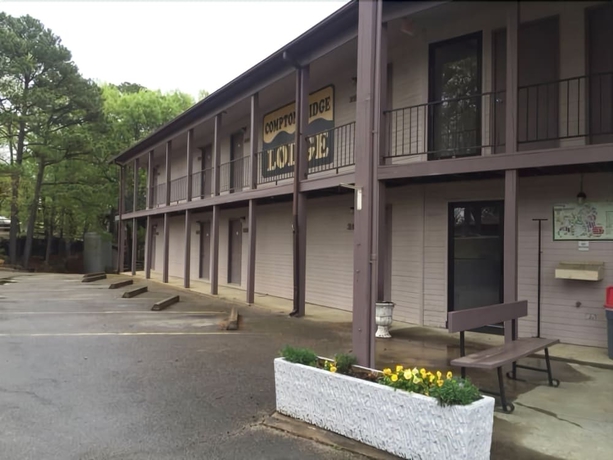 Compton Ridge Resort - featured photo