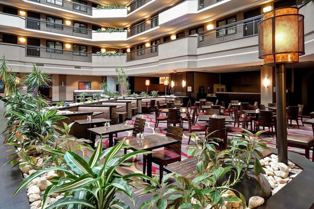 Embassy Suites by Hilton Dulles Airport - photo 37