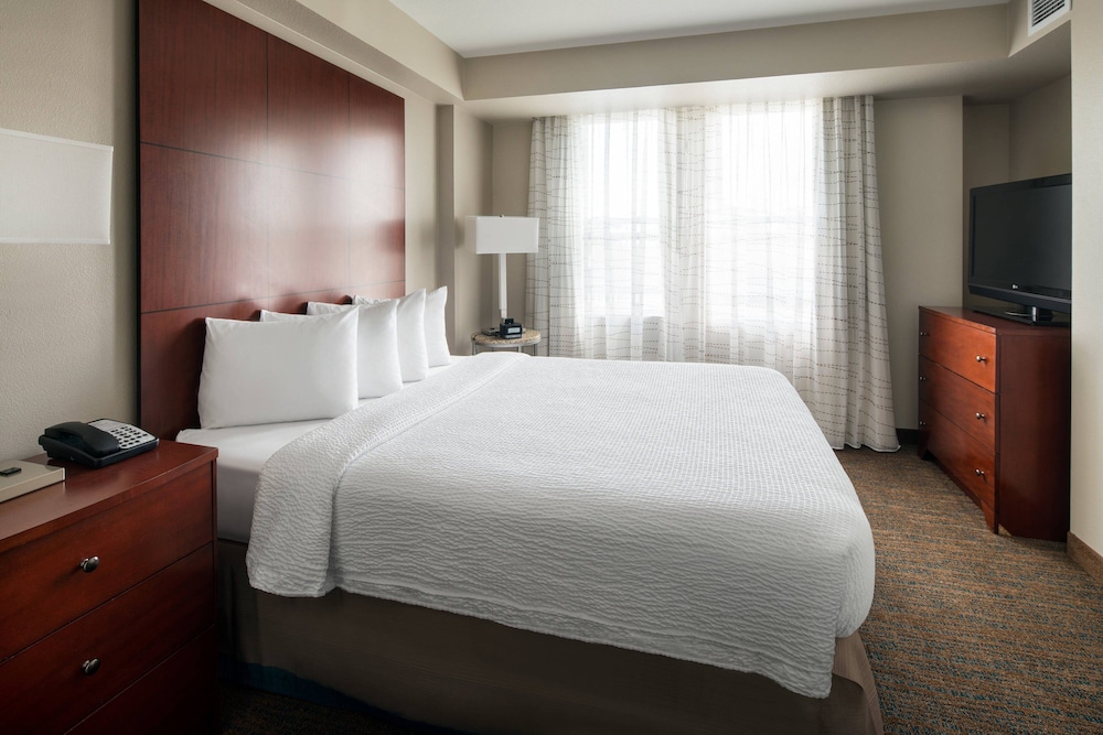 Residence Inn by Marriott Downtown Long Beach - photo 13