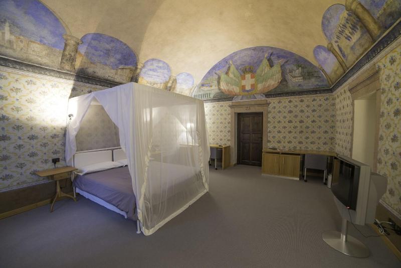 Hotel Cavour Et Des Officiers pet-friendly hotel Bard