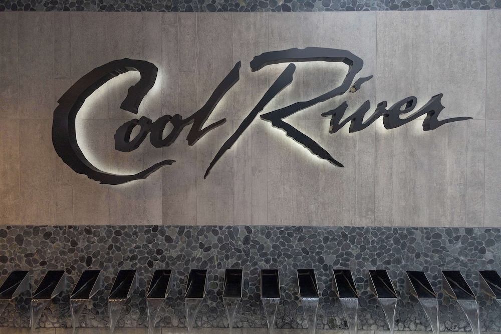 Embassy Suites by Hilton Philadelphia Valley Forge - photo 42