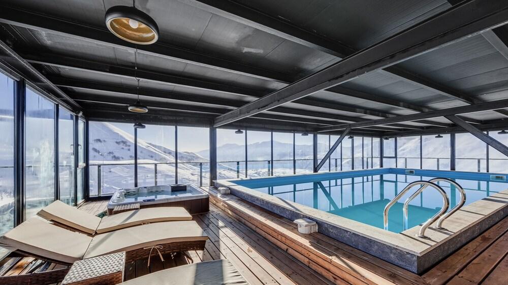 Gudauri Loft