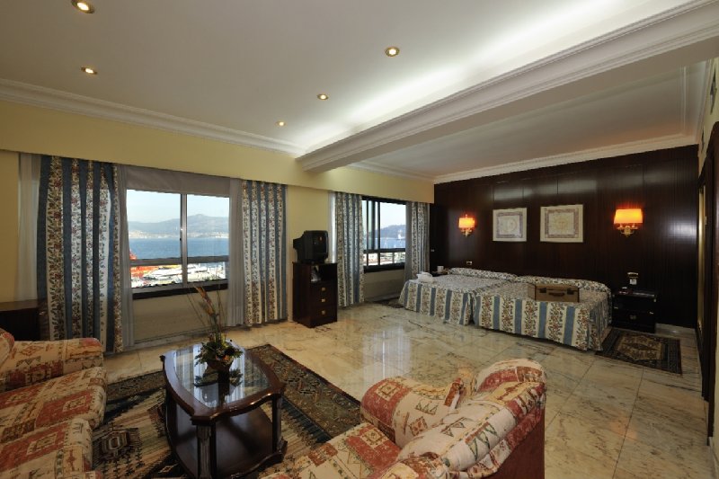 Estudios Bahia de Vigo Sercotel Confort