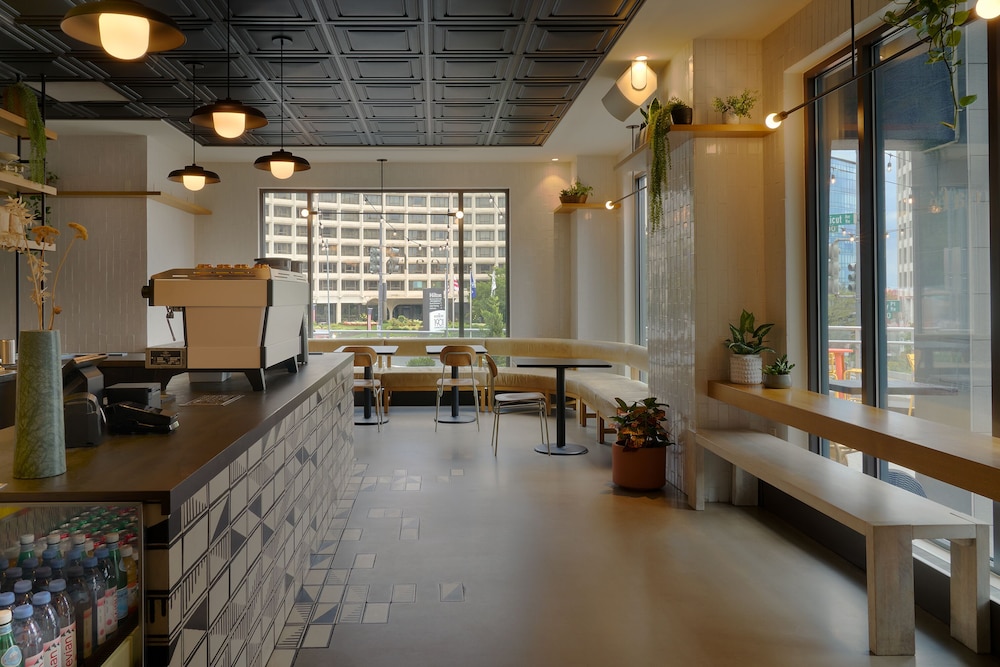 Hotel Rendale Washington DC - photo 24