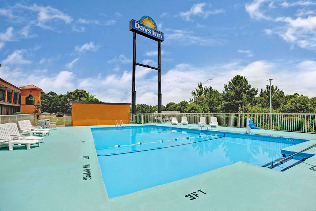 Days Inn by Wyndham Benson - photo 10