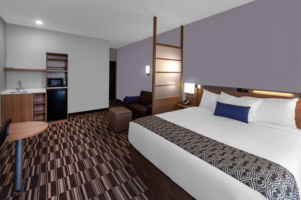 Microtel Inn & Suites by Wyndham College Station - photo 28