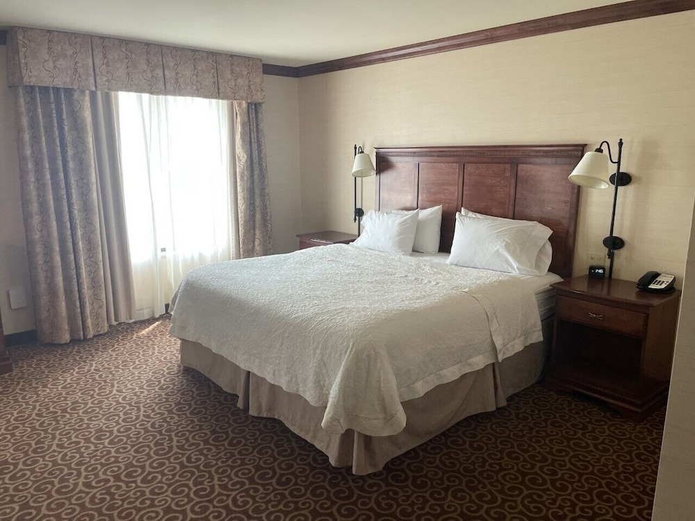 Hampton Inn Rawlins - photo 31