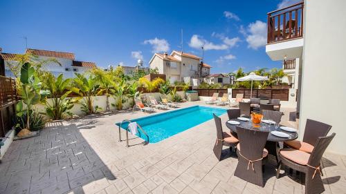 Kapparis Holiday Villa 018
