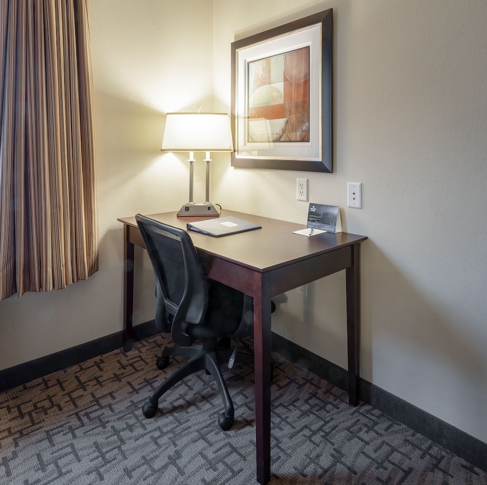 Cobblestone Inn & Suites Durand - photo 10
