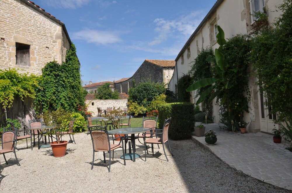 Hotel du Donjon
