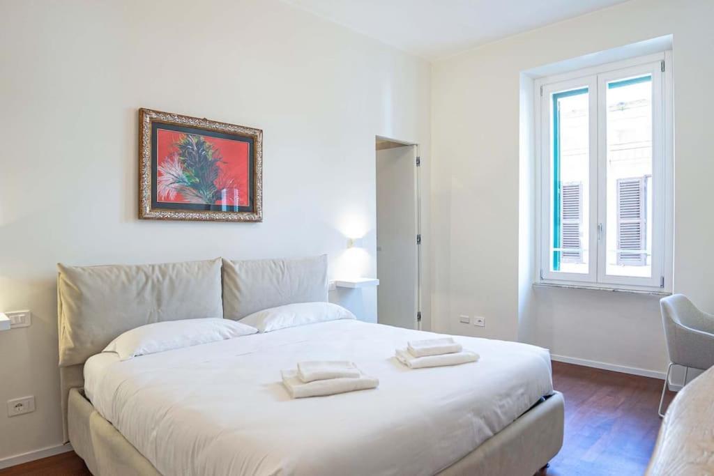 Easytopstay Crescenzio Elegant Apartment — 4-Star Luxury Hotel in Rome, Italy
