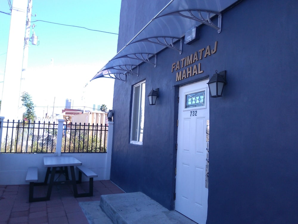 Fatimataj Mahal - photo 2