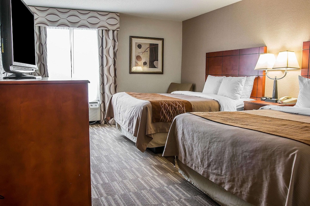Spark by Hilton Ann Arbor South - photo 6