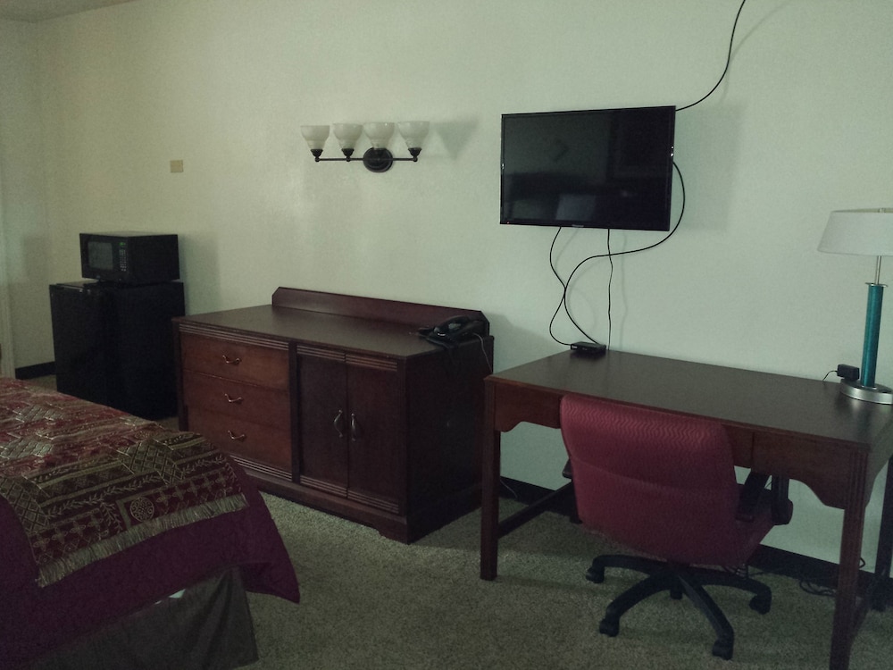 West Plains Motel - photo 33