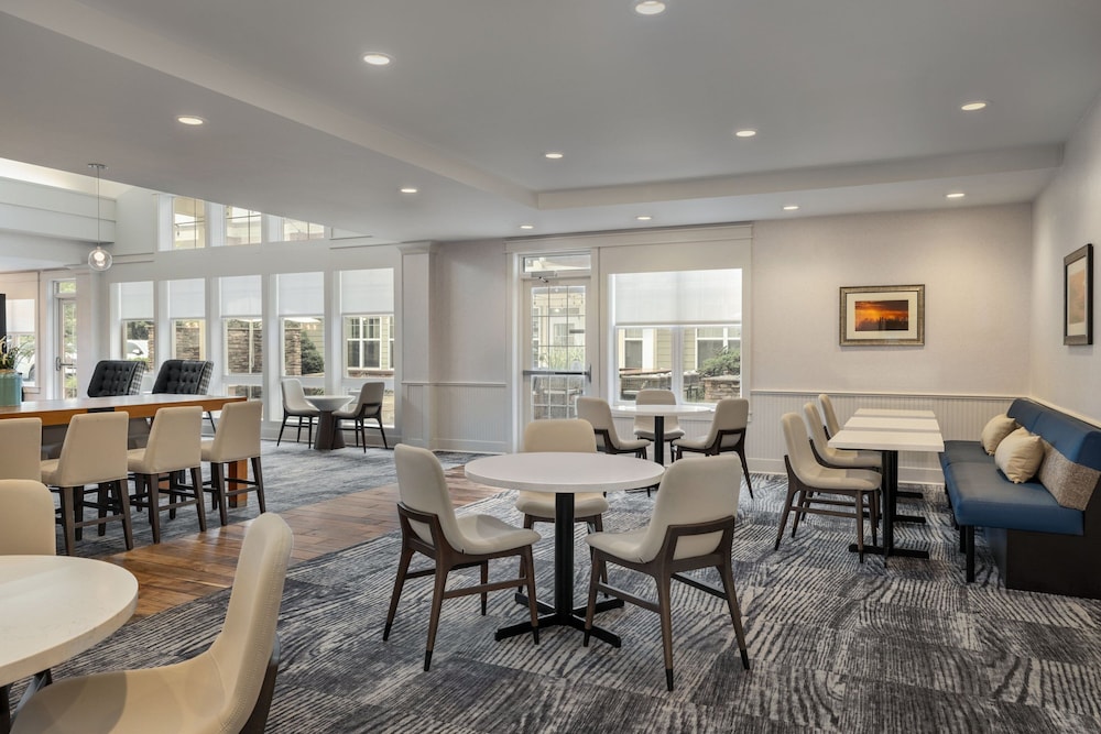 Residence Inn Long Island Islip Courthouse Complex - photo 6