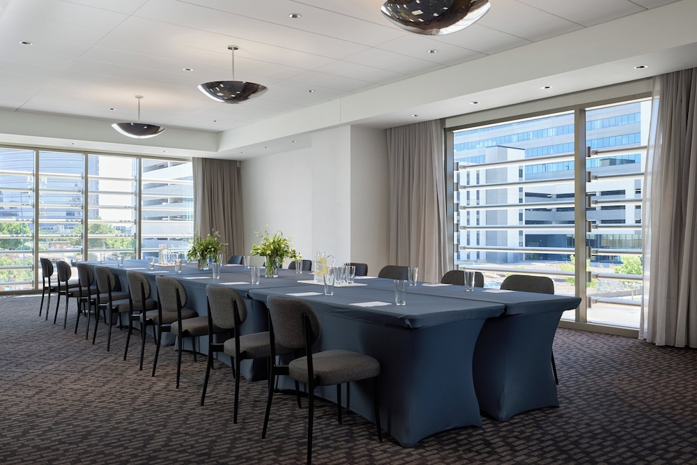 Kimpton Claret Hotel by IHG - photo 92