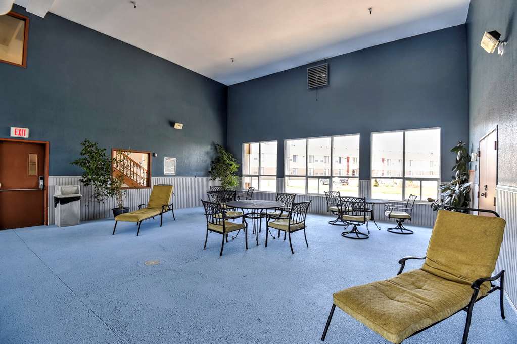 SureStay Hotel by Best Western Ottawa - photo 25