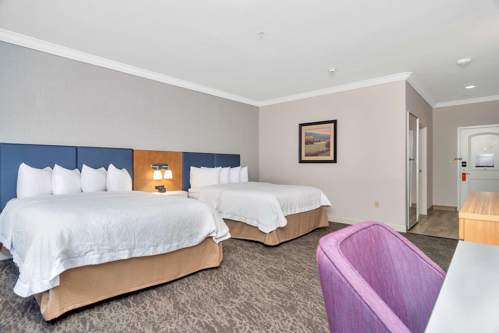 Hampton Inn & Suites Fort Worth Fossil Creek - photo 13
