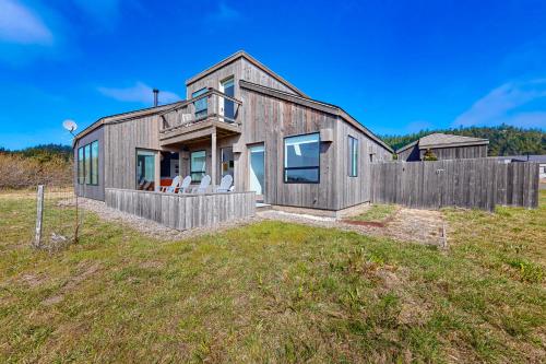 Blue Mermaid in Sea Ranch, United States