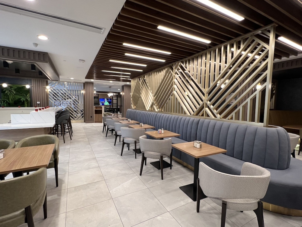 DoubleTree by Hilton Fort Worth Fossil Creek - photo 50